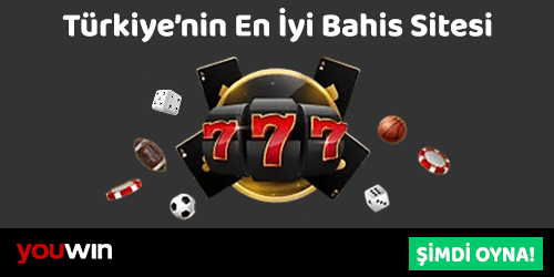 zarlar, toplar ve iskambil kağıtları bulunan casino görseli